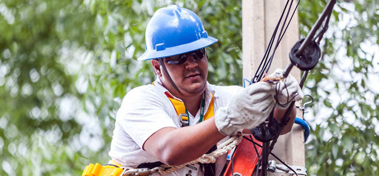 INSTALADOR E REPARADOR MULTIFUNCIONAL<br> DE SISTEMAS DE TELECOMUNICAÇÕES Image