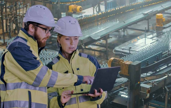 Qualificação profissional em controlador e programador de produção